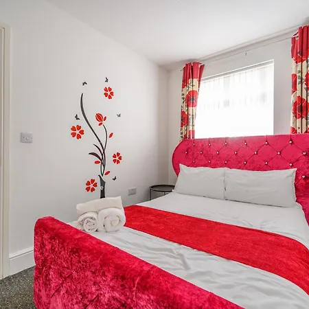 Apartmán Comfortable 2-bed With Free Parking *